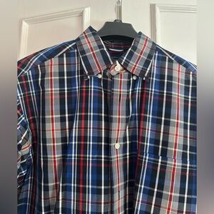 Roundtree & Yorke Men's Plaid Shirt - Navy, Red, and White
